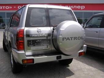 2008 Nissan Patrol Photos