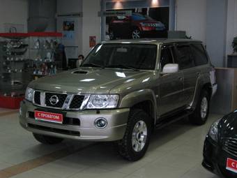 2008 Nissan Patrol Images