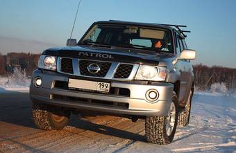 2008 Nissan Patrol Photos