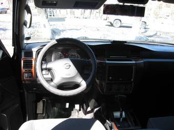 2008 Nissan Patrol Pictures