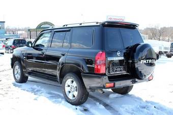 2008 Nissan Patrol Photos