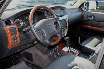 2008 Nissan Patrol Wallpapers