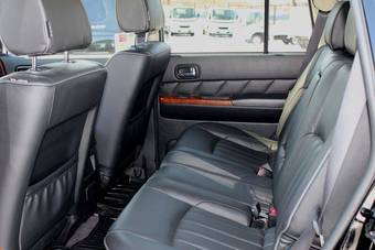 2008 Nissan Patrol Images