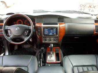 2008 Nissan Patrol Photos