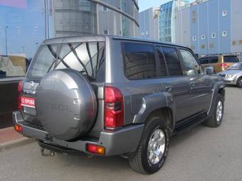 2008 Nissan Patrol Photos