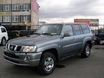 2008 Nissan Patrol Photos