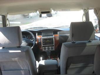 2008 Nissan Patrol Photos