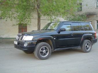 2008 Nissan Patrol Photos