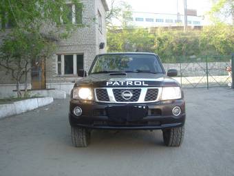 2008 Nissan Patrol Photos