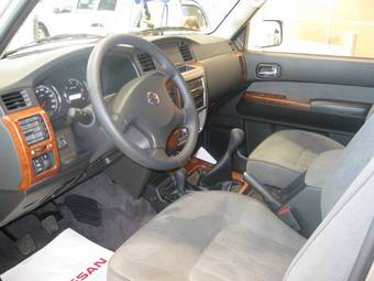 2009 Nissan Patrol Pictures