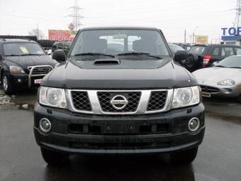 2009 Nissan Patrol Pictures