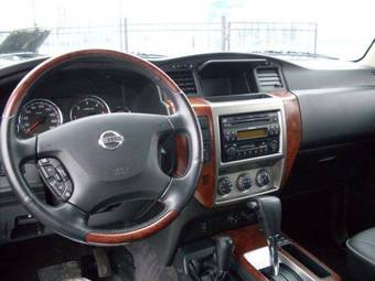 2009 Nissan Patrol Pictures