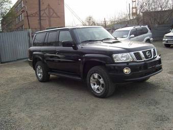 2009 Nissan Patrol Pictures