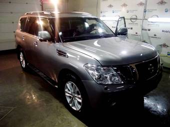 2010 Nissan Patrol Photos