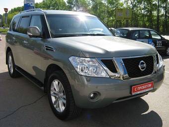 2010 Nissan Patrol Photos