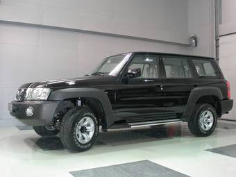 2011 Nissan Patrol Pictures