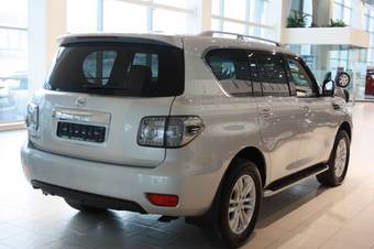 2011 Nissan Patrol Pictures