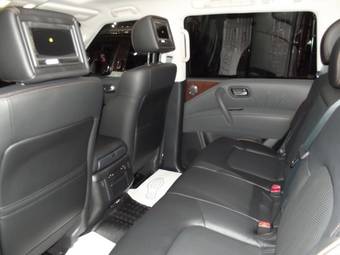 2012 Nissan Patrol Pictures