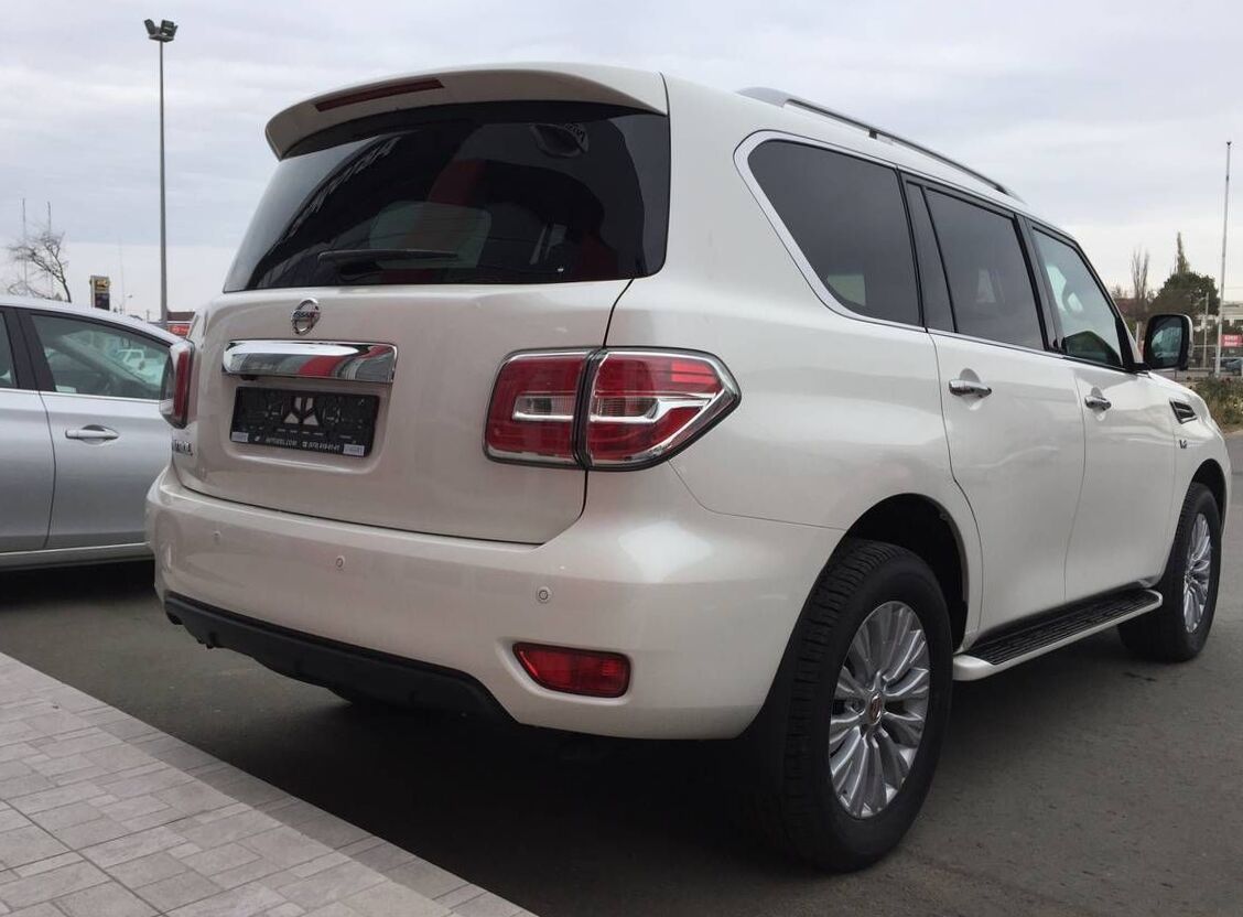 2016 Nissan Patrol VI Y62 5.6 AT 4WD Top (405 Hp) specs, technical data, fuel consumption