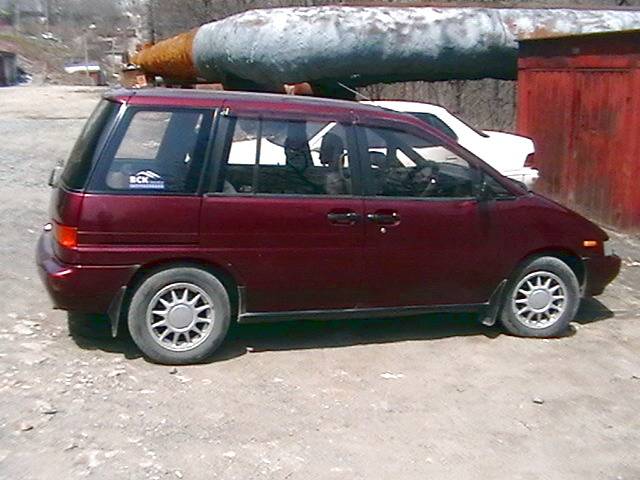 1989 Nissan Prairie