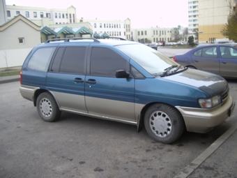 1996 Nissan Prairie