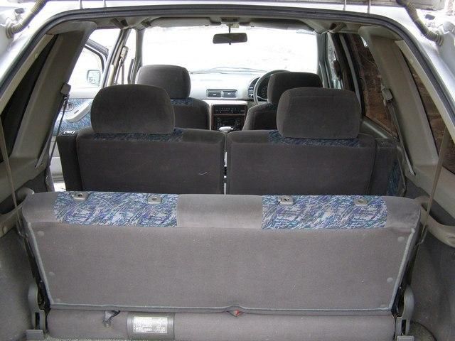 1996 Nissan Prairie