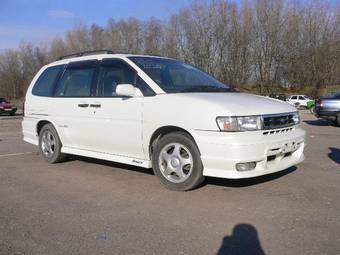 1997 Nissan Prairie