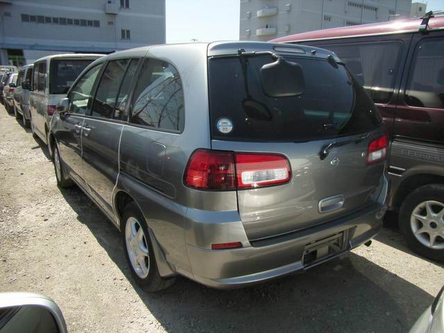 2000 Nissan Prairie For Sale