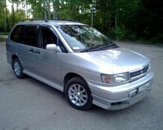 1996 Nissan Prairie Joy