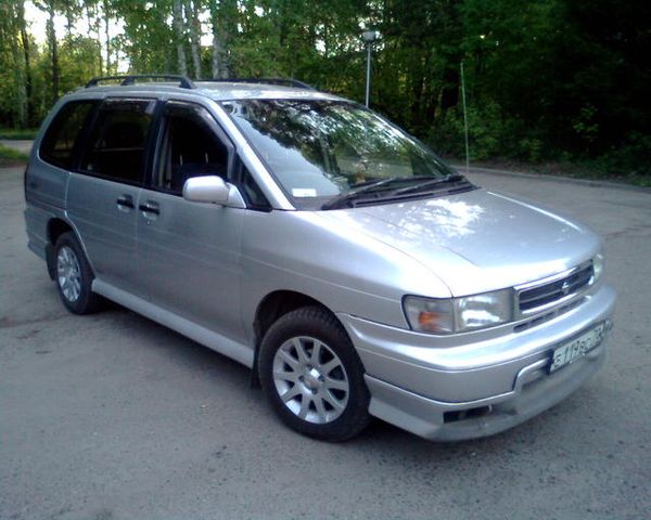 1996 Nissan Prairie Joy