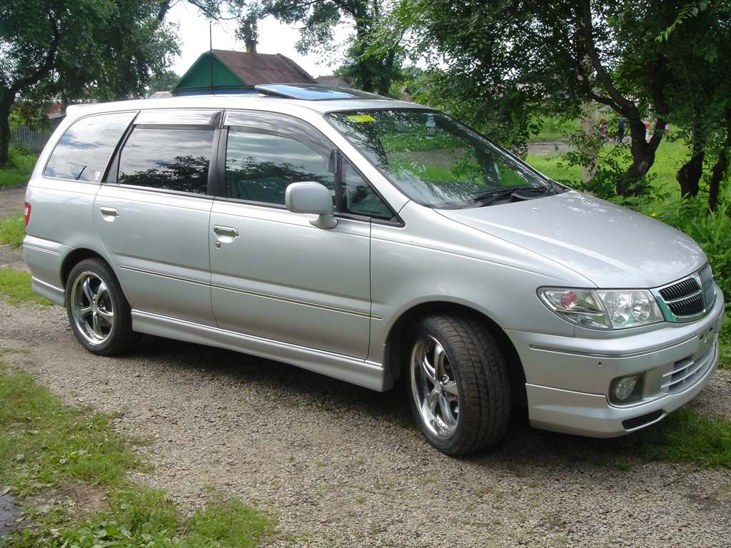 1998 Nissan Presage
