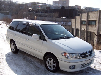 Nissan presage 1998