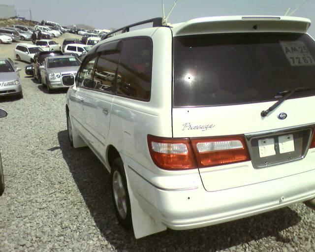 1998 Nissan Presage