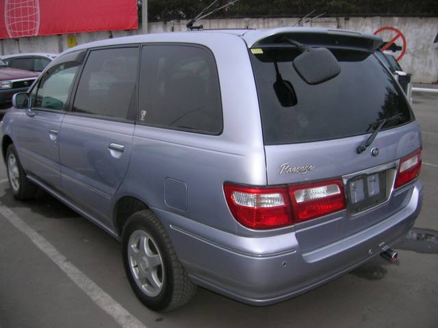1998 Nissan Presage