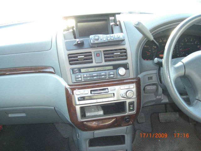 1998 Nissan Presage