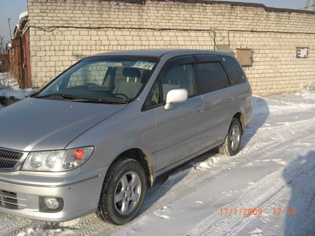 1998 Nissan Presage