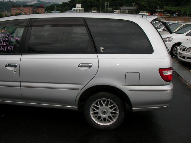 1998 Nissan Presage