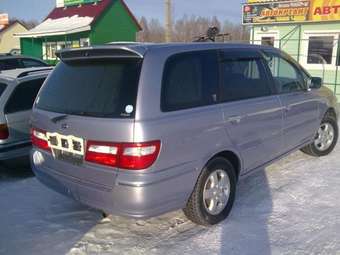 Nissan presage 1998
