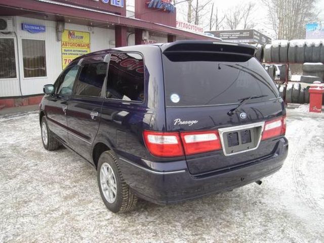1998 Nissan Presage