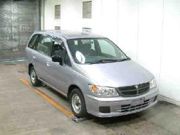 1998 Nissan Presage Pictures