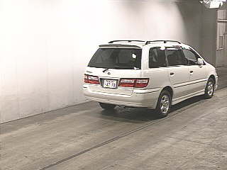 1998 Nissan Presage Images