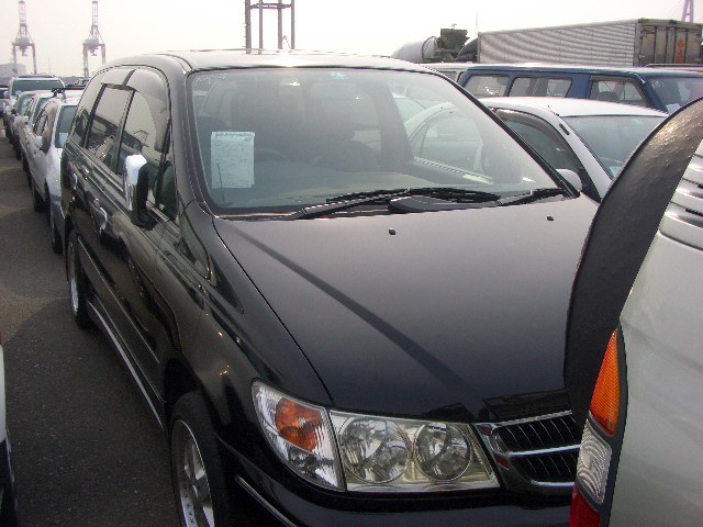 1998 Nissan Presage Photos