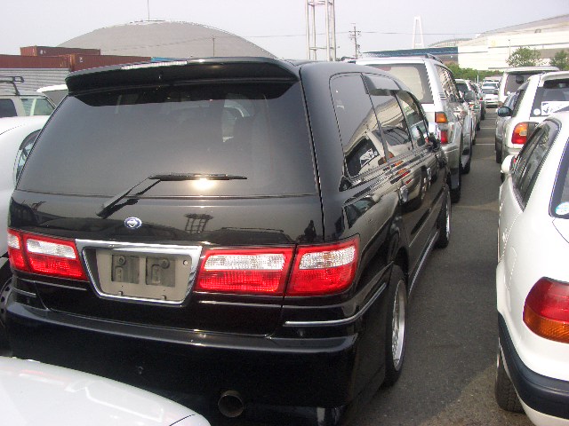 1998 Nissan Presage Photos