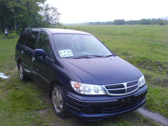 1998 Nissan Presage