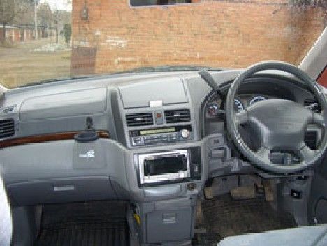 1999 Nissan Presage