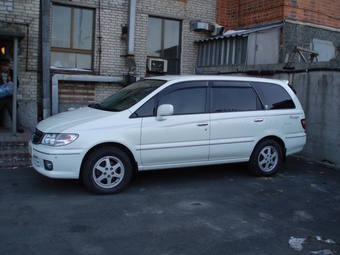 1999 Nissan Presage