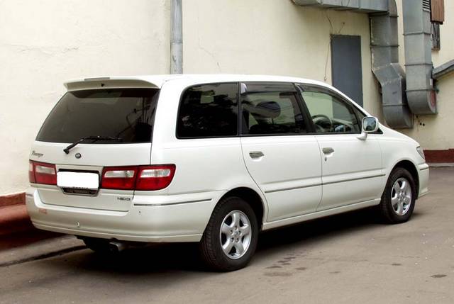 1999 Nissan Presage