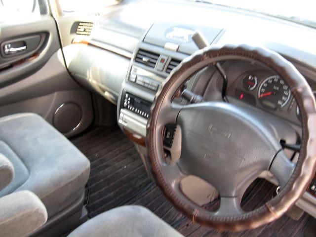 1999 Nissan Presage