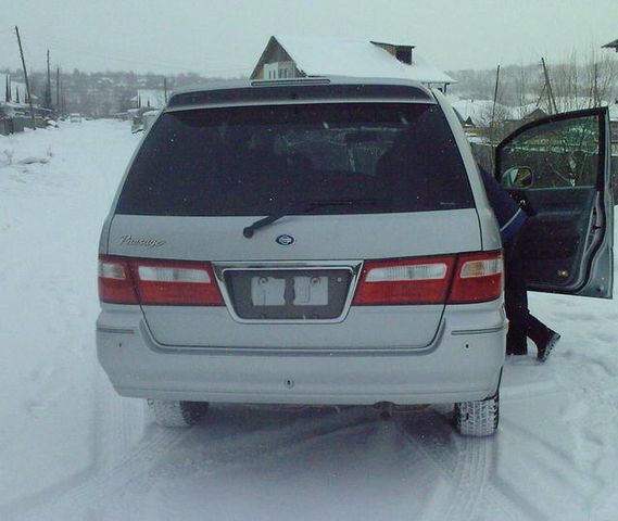1999 Nissan Presage