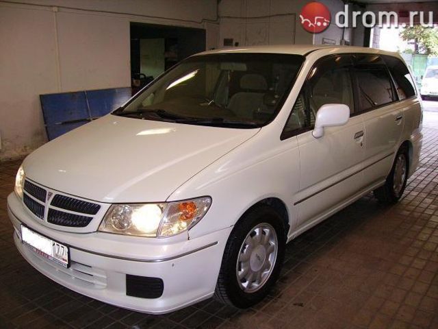 1999 Nissan Presage